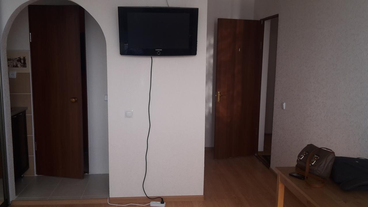 Mini Hotel Na Aiaaira Sukhumi Luaran gambar